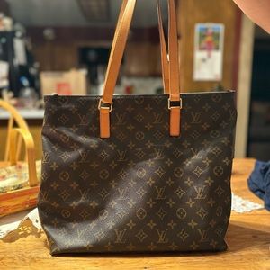 Authentic Louis Vuitton Cabas Mezzo Monogram Canvas Tote